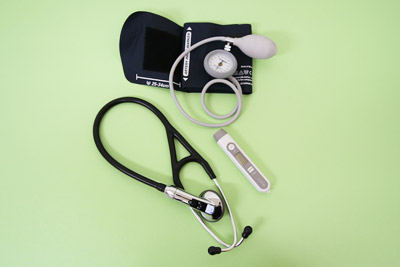 血圧計・聴診器